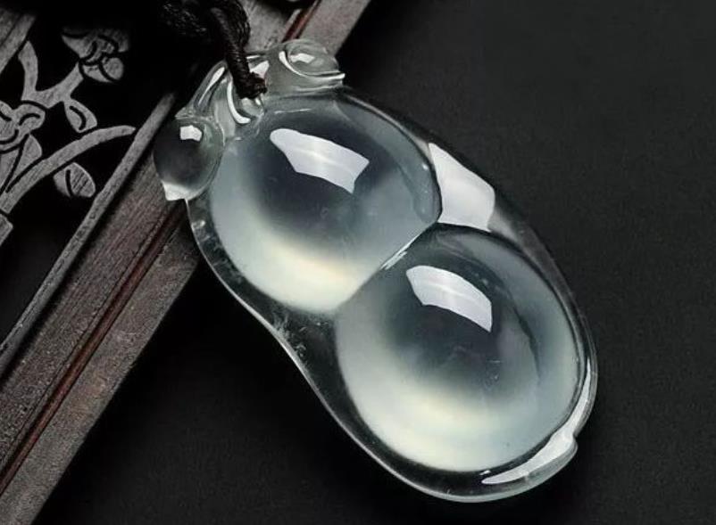 翡翠葫芦究竟有什么魅力？从小孩到老人都在戴！  第4张