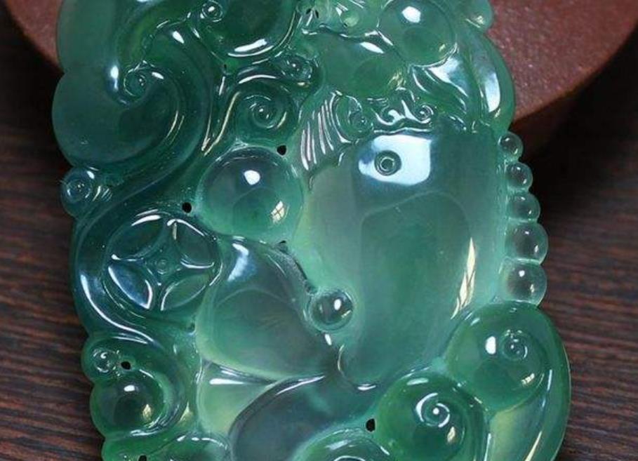 翡翠的寓意和象征  第3张