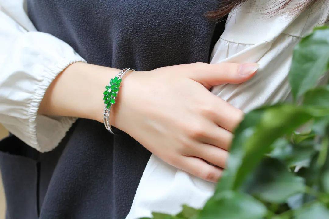 经典难求?国内珠宝品牌打造时尚经典款的可行性 第1张