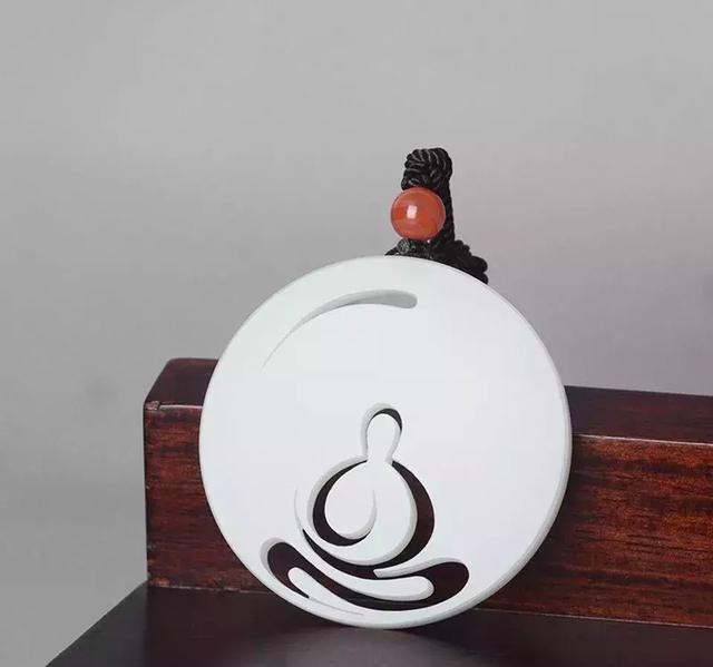 
                想象力，翡翠雕刻的醉美意境
              第4张