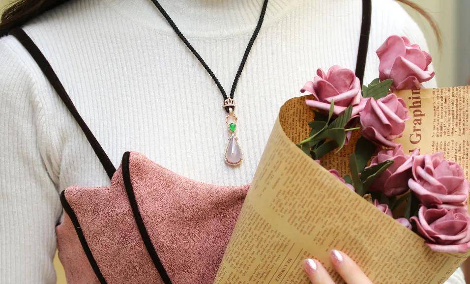 经典难求?国内珠宝品牌打造时尚经典款的可行性 第4张