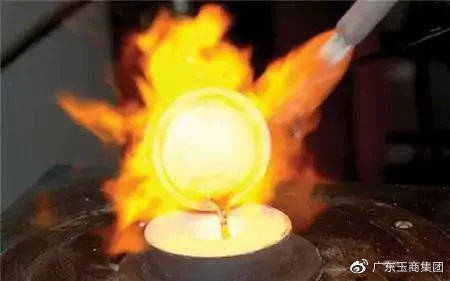 珠宝镶嵌流程全曝光,没想到璀璨光华背后竟如此考究! 第6张