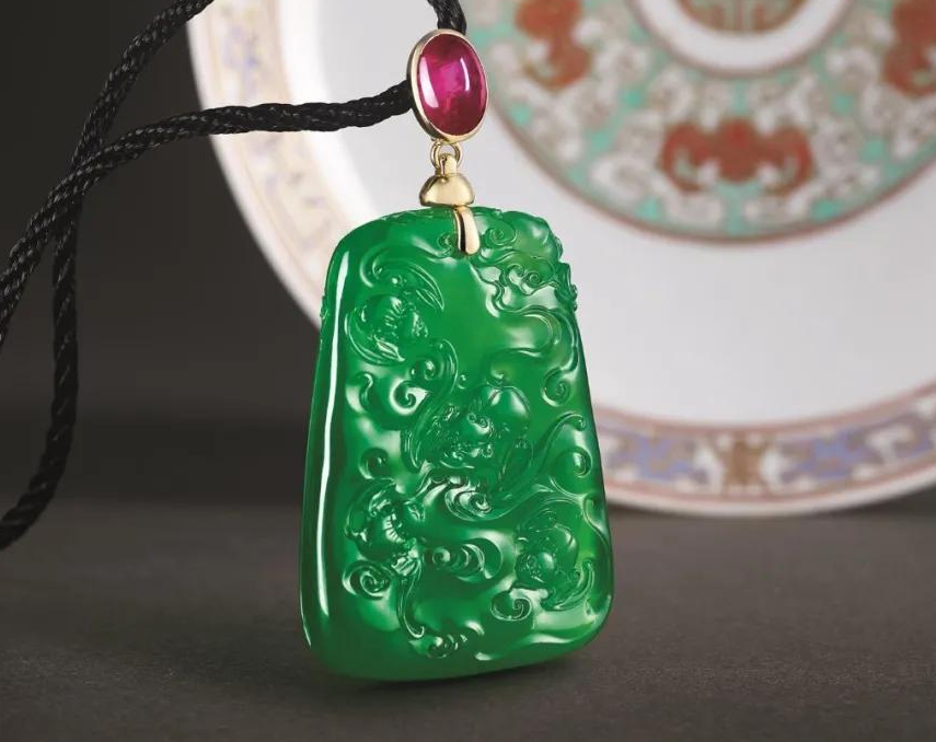 传世之珍!2500万翡翠项链登上2021佳士得香港秋拍 第2张