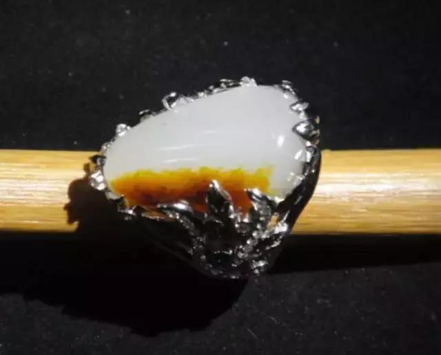 男性佩戴玉石,一种魅力无穷的美!
第7张