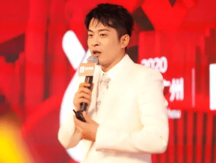 辛巴宣布进军翡翠市场，扬言“保证售后和质量”，二驴予以肯定  第5张