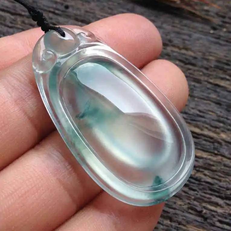 
                翡翠优劣应该如何看？
              第6张