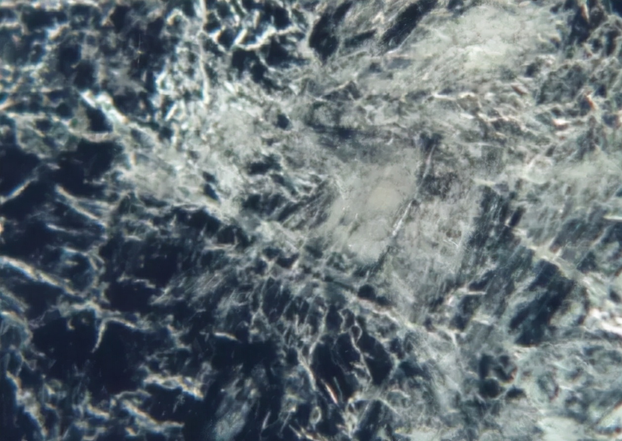 很多人口中说的翡翠“六多”是哪些？你知道吗？  第5张