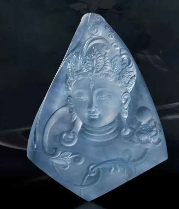 5分钟掌握翡翠价格里“大中小”的秘密 第4张