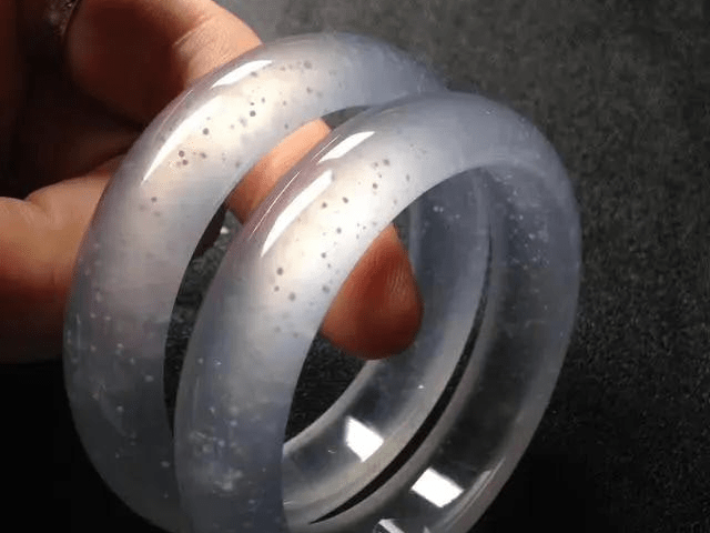 翡翠的“老种”、“中老种”和“嫩种”究竟如何区分  第2张