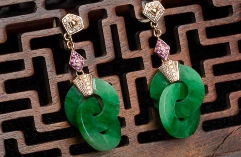 翡翠平安扣的寓意是什么？都有哪些款式？  第3张