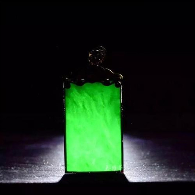 影响墨翠价格的因素什么？本文为你一一解析！   第2张