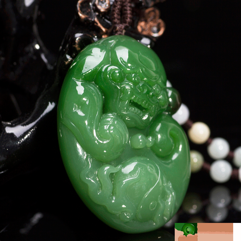 碧玉吊坠的喻意是啥，配戴碧玉吊坠的喻意   第3张