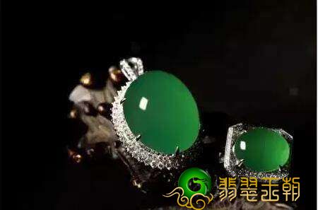 翡翠如何看色调才算是对的？   第1张