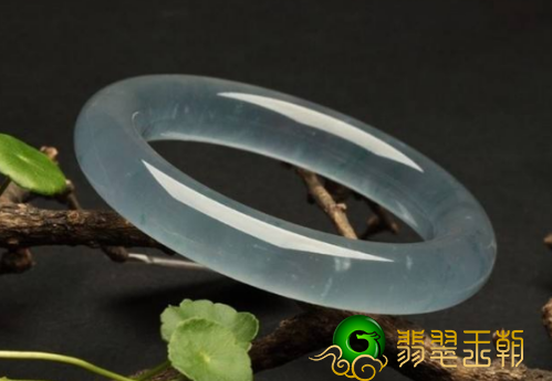 翡翠项目投资讲解：为何把翡翠做为高古玉项目投资的优选   第2张
