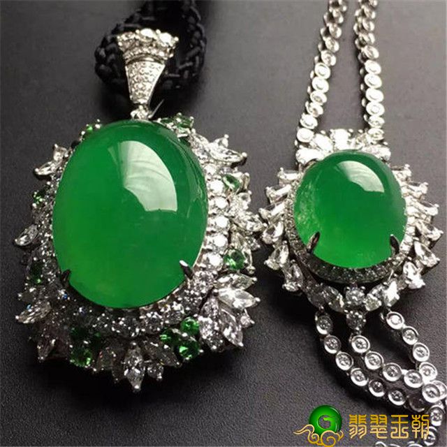 为何老坑玻璃种翡翠那麼贵？我们一起简易而言一下！   第1张