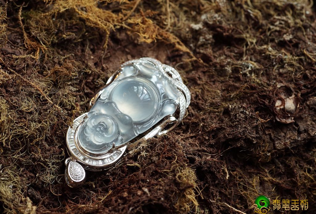 怎样在网上购买到心仪的翡翠呢？原来还有这些被我们忽略的啊。   第1张