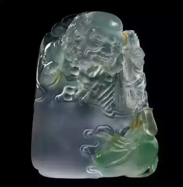 
                像猪蹄一样的翡翠原石，被雕成让人惊叹的罗汉，玉雕师服气了
   第7张