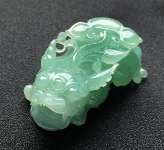 佩戴翡翠貔貅的寓意是什么？本文章为你揭晓答案！(图文)   第1张