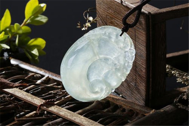 建议入手的五大翡翠种类，点击查看赢先机！(图文)   第2张
