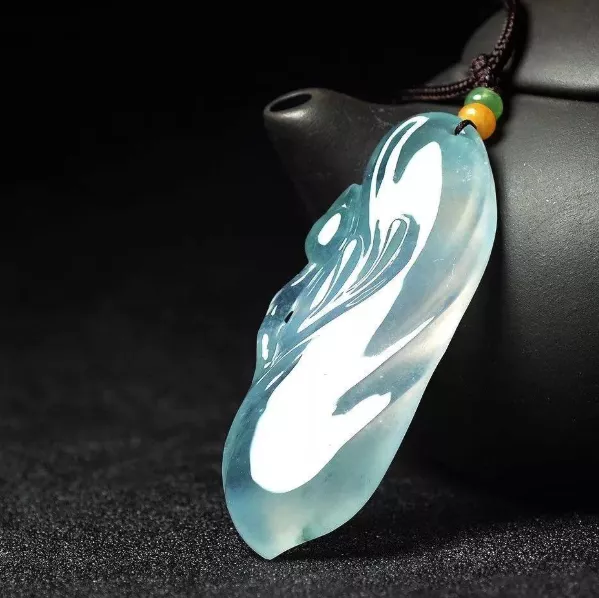 
                什么是翡翠晴水？
   第1张