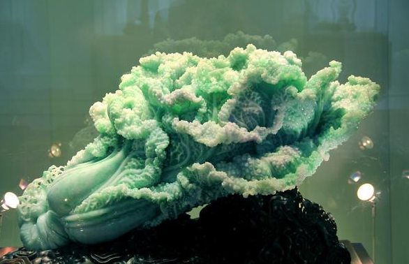 翡翠的十大功效，你知道几个？   第1张