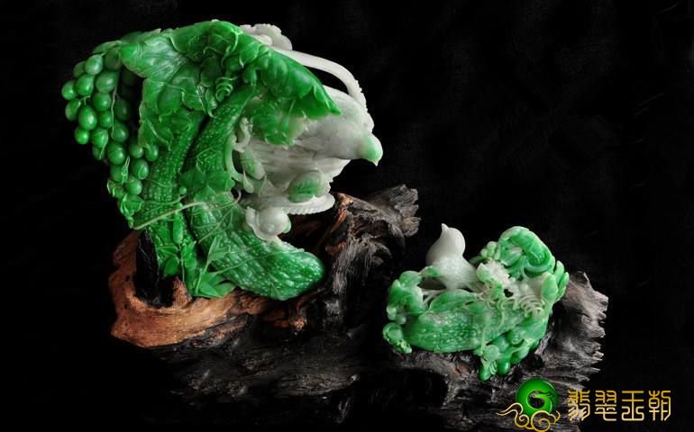 翡翠摆饰有木有收藏价值？翡翠的升值室内空间对你说回答   第2张