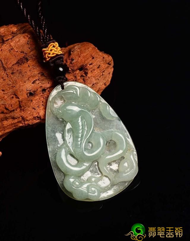 翡翠生肖虎马猴喻意   第2张