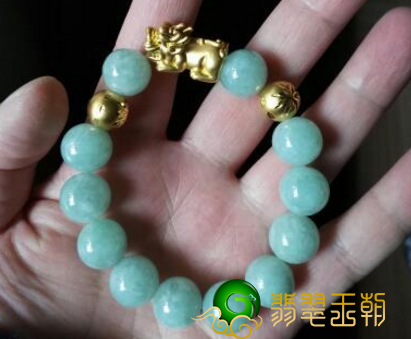 收藏价值的翡翠手串要达到三个要求!遇到可千万不能错过 第2张