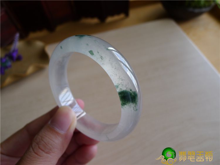 飘花翡翠如何挑选，飘花翡翠小白必读篇   第2张