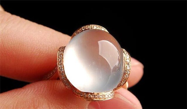 收藏必看,如何挑选适合自己的翡翠戒指! 第4张