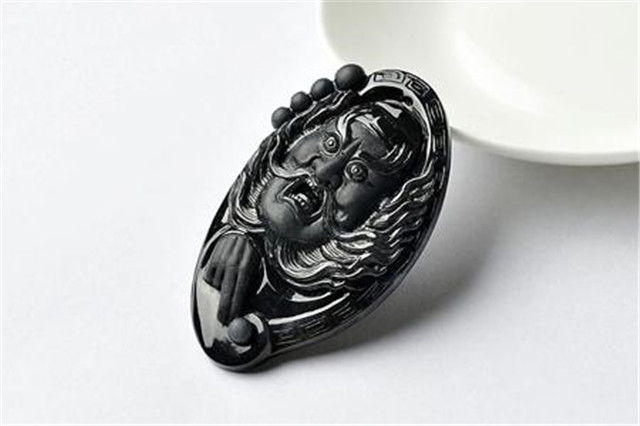 这些翡翠首饰佩戴有讲究你知道吗?本文为你介绍! 第2张