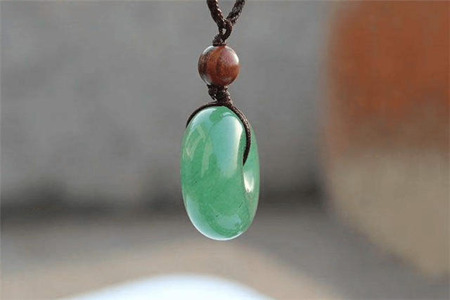 怎么辨认翡翠可是大学问！这些“翡翠”全是假的！   第1张