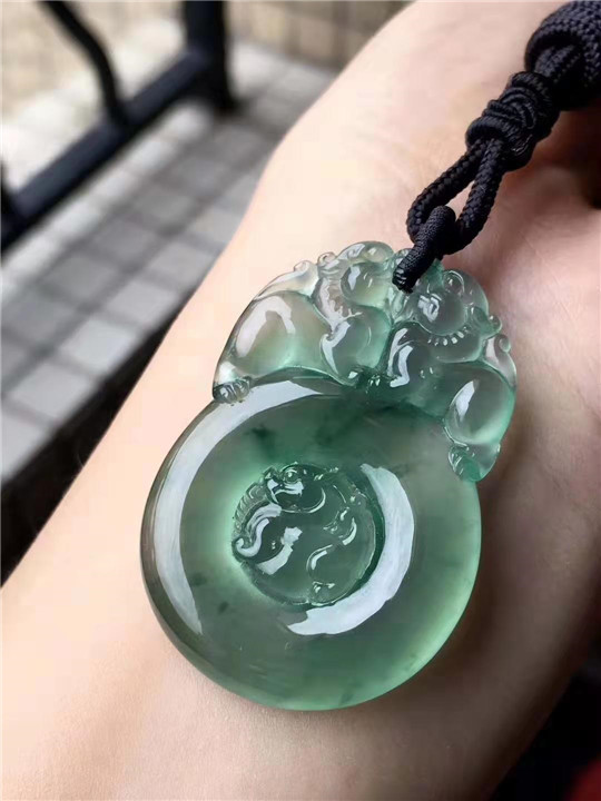 翡翠麒麟的寓意，你知多少？   第1张