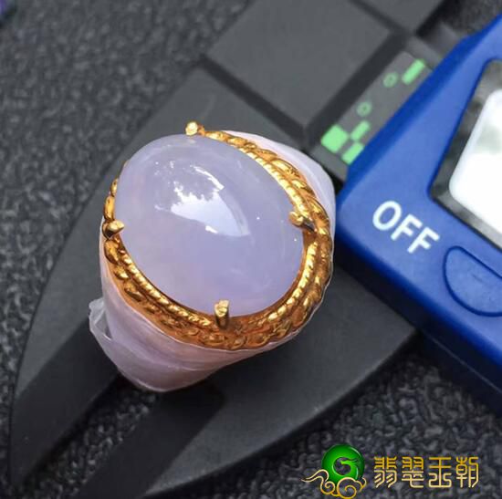 翡翠翡翠戒面为什么那么火? 选择翡翠戒面的五条法则   第2张