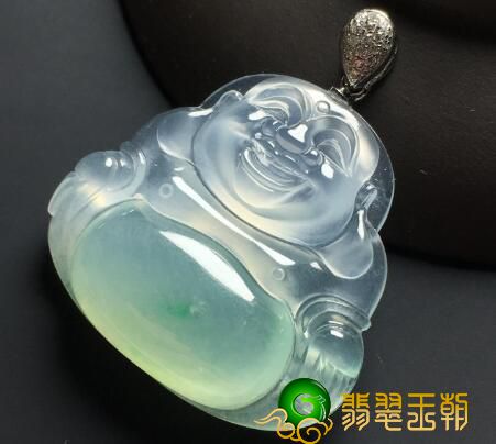 翡翠佛公脸部飘绿是大避讳？其喻意又是啥？   第3张