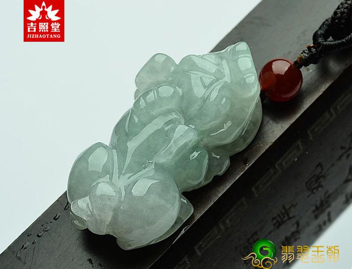翡翠貔貅的颜色与寓意？翡翠貔貅的寓意是什么   第1张