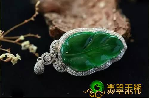 翡翠落叶喻意普遍而长远 翡翠叶子有什么讲究   第1张