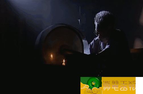 难得一见的玉石雕刻工作人员旧照片   第10张