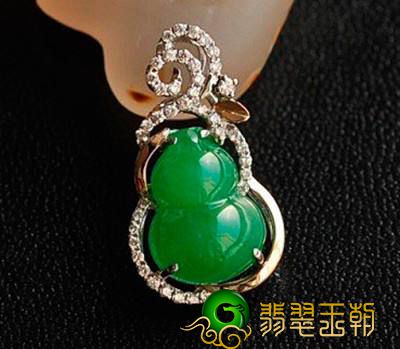 翡翠葫芦寓意多，你知道怎样挑选吗？   第1张