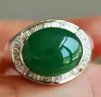 翡翠颜色千变万化，到底有多少种绿？   第9张