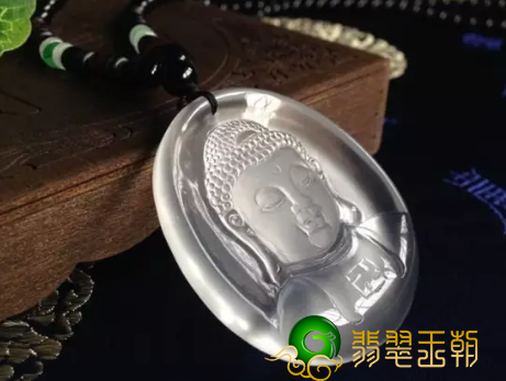 怎么挑选翡翠观音什么样的翡翠观音好   第1张