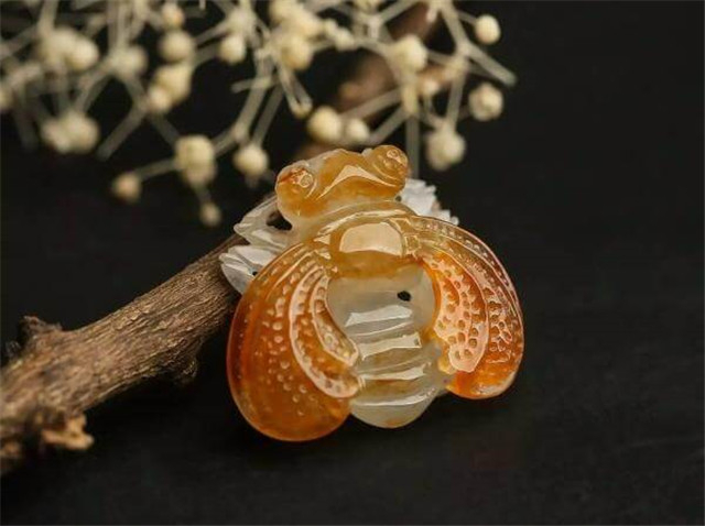 黄翡有人工烧黄的吗？这些知识你要了解！   第1张