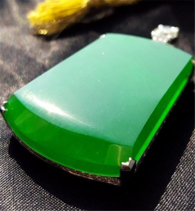 一起来认识龙石种翡翠，我从七个方面来教你！   第2张