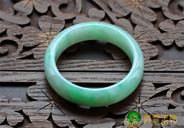 说说翡翠的今生前世，翡翠是怎样变成玉里之首的   第1张