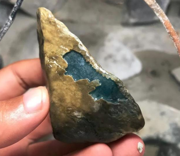 你了解的翡翠有多少，抛光的重要性又能体现什么呢？   第9张