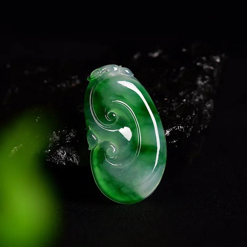 
                翡翠，乃女人的灵魂伴侣
   第1张