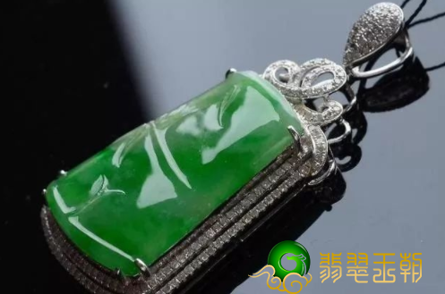 翡翠节节高有那些寓意，适合什么人佩戴？   第1张