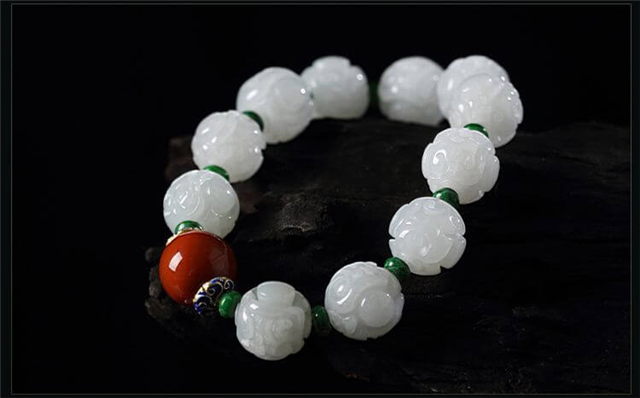 涨知识，原来翡翠手串的功效这么多！(图文)   第1张