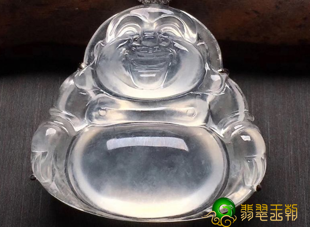 白冰佛公翡翠的价钱贵吗 危害它价钱的要素有什么   第1张