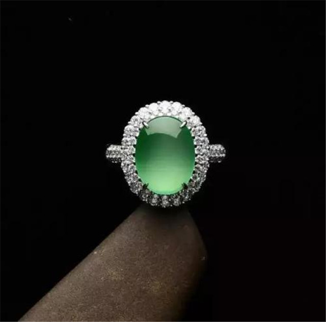 是否是老坑种翡翠？行家教你如何鉴别！   第2张